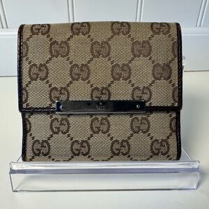 Gucci Signature Tan and Brown Canvas Monogram Bi Fold Wallet